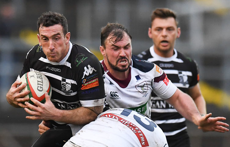 350 AND NOT OUT FOR THE SKIPPER! - Pontypridd-RFC